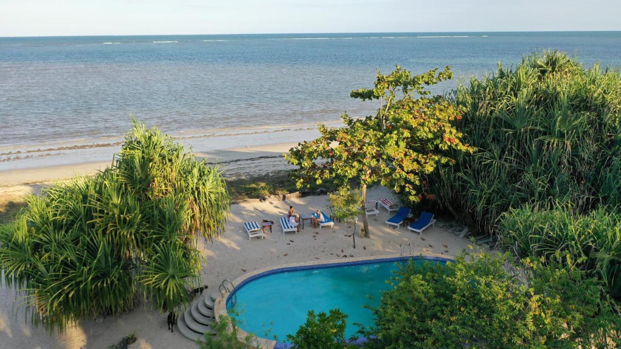 Emayani Beach Lodge Pangani Eksteriør billede