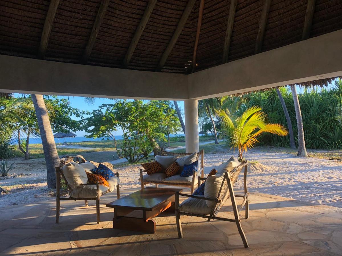 Emayani Beach Lodge Pangani Eksteriør billede