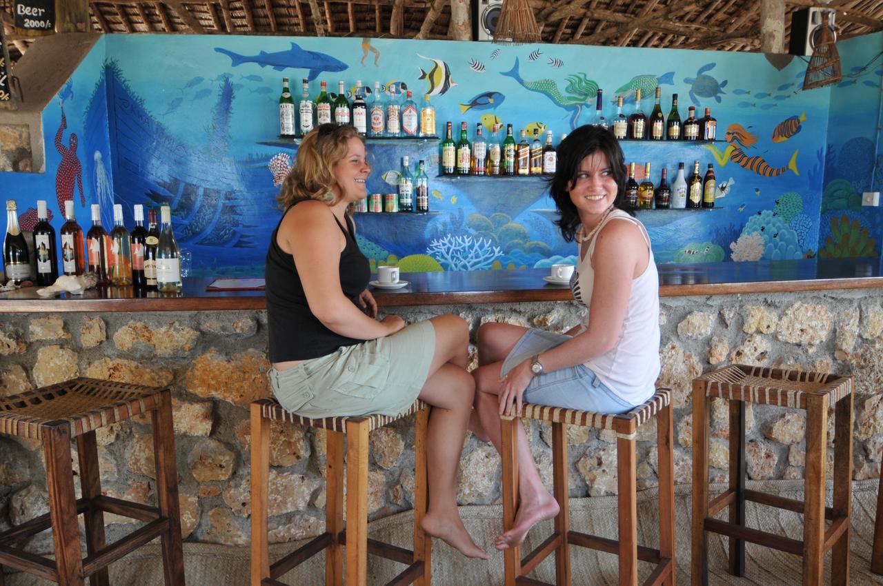 Emayani Beach Lodge Pangani Eksteriør billede