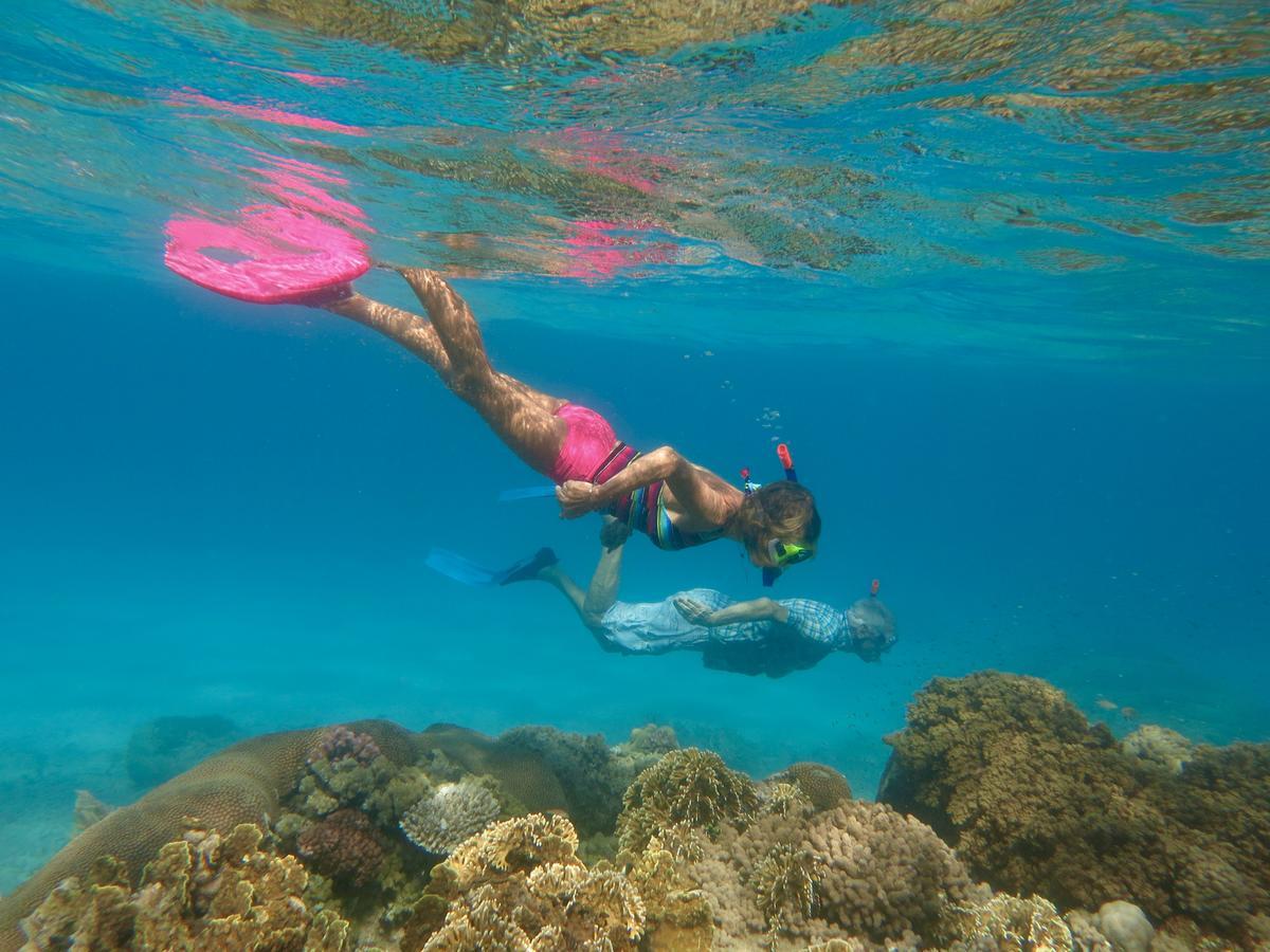 Emayani Beach Lodge Pangani Eksteriør billede