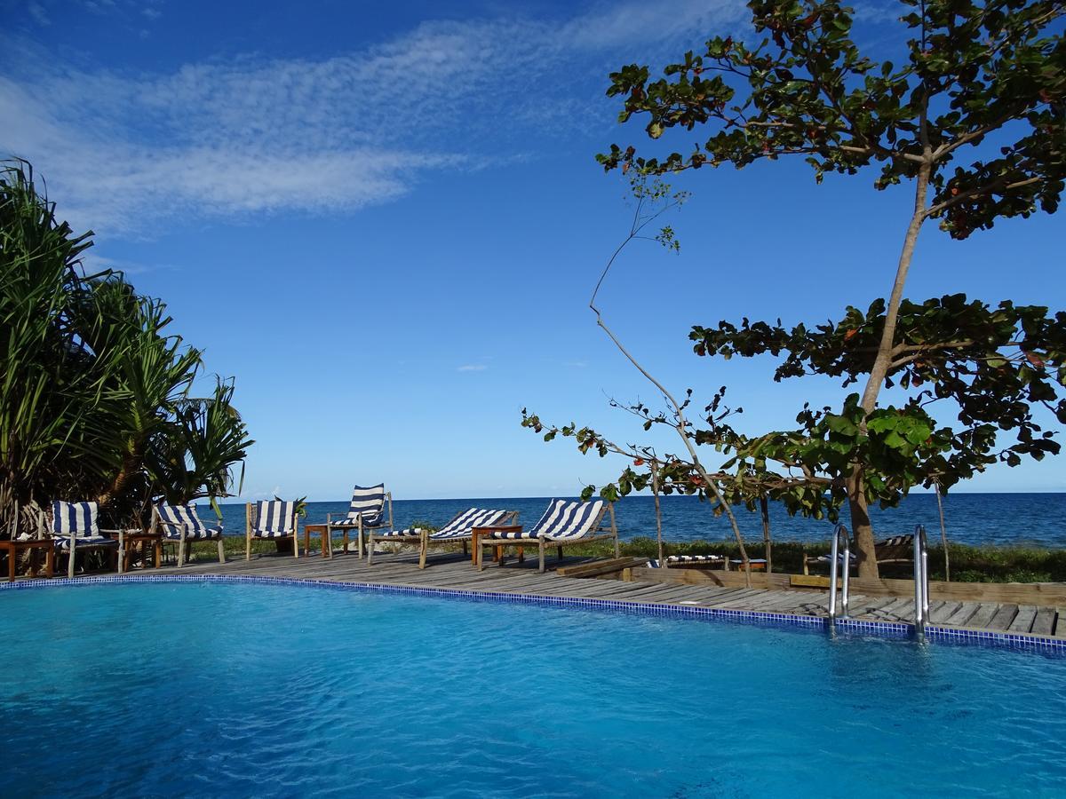 Emayani Beach Lodge Pangani Eksteriør billede