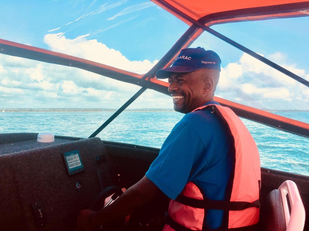 Emayani Beach Lodge Pangani Eksteriør billede